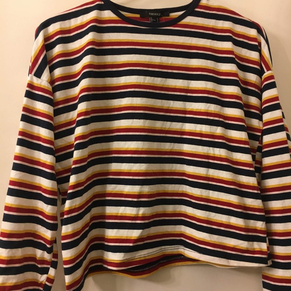Stripped long sleeve top